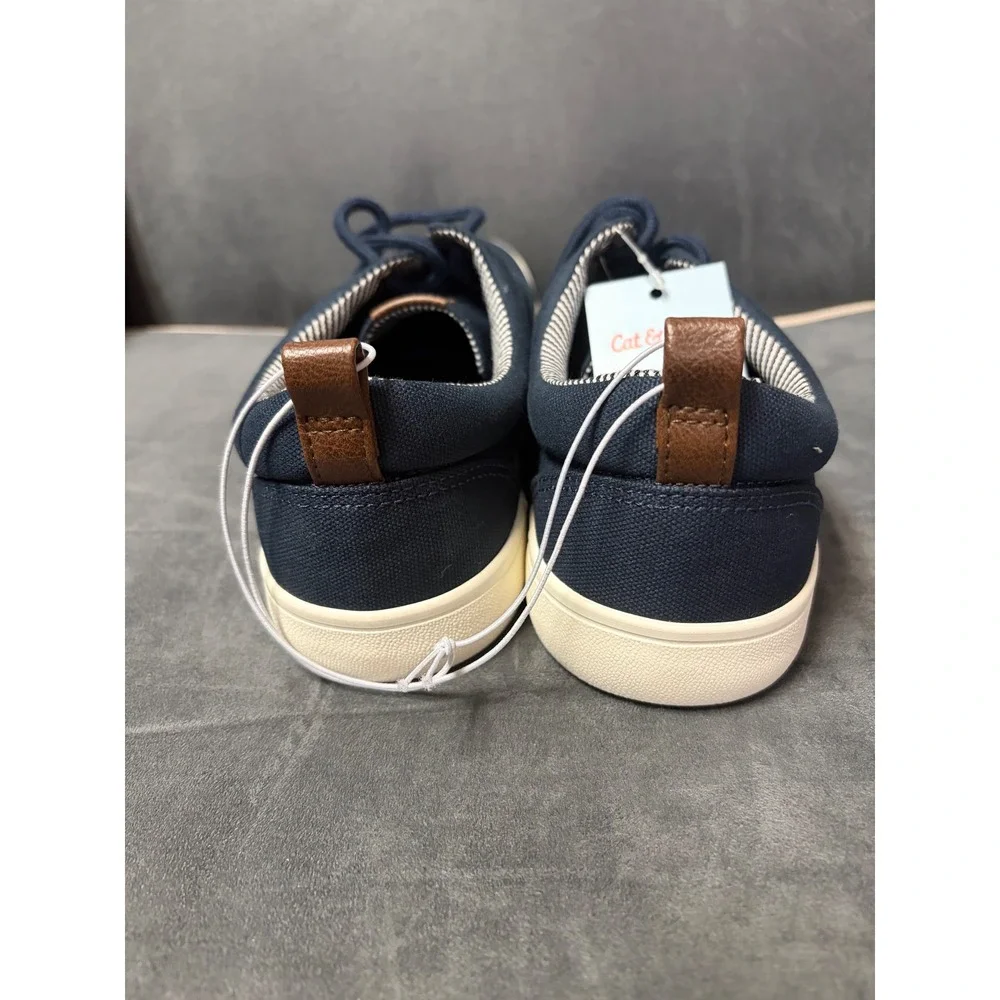 Cat & Jack Jett Sneakers Kids‎ Size 5 Navy Blue Canvas Low Top Lace Up Shoes New